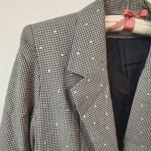 💐 EVERYTHING $10 💐 or 3 for $24